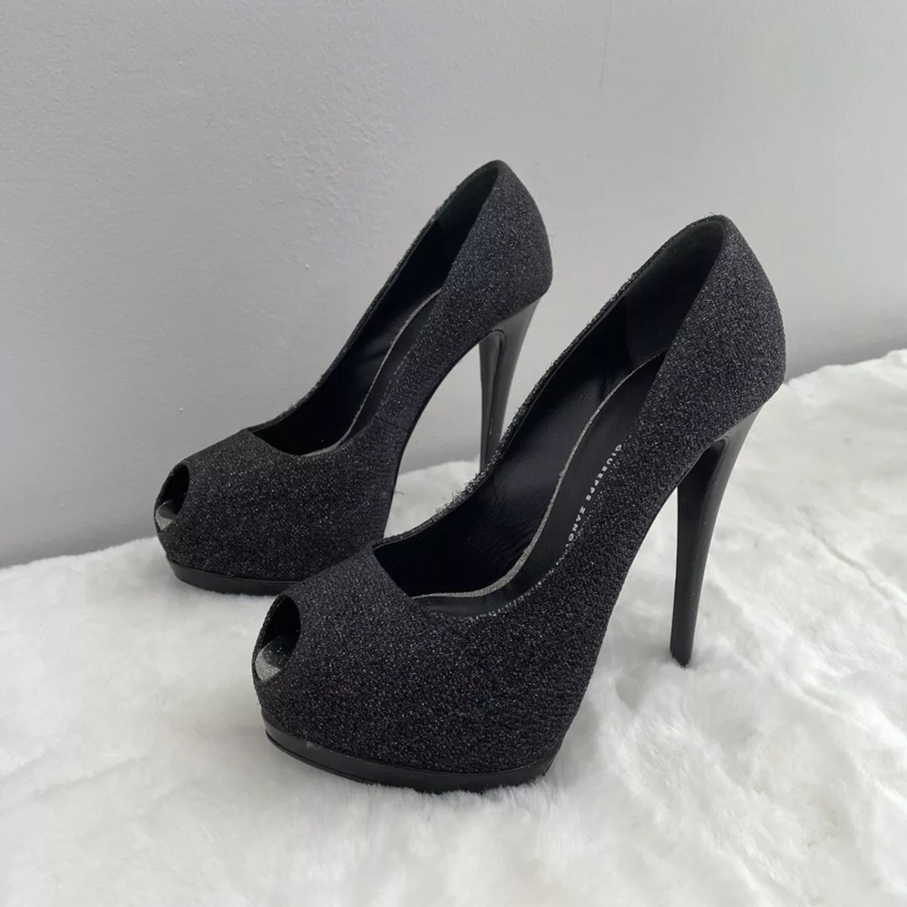 GIUSEPPE ZANOTTI BLACK SPARKLE PUMPS 38.5